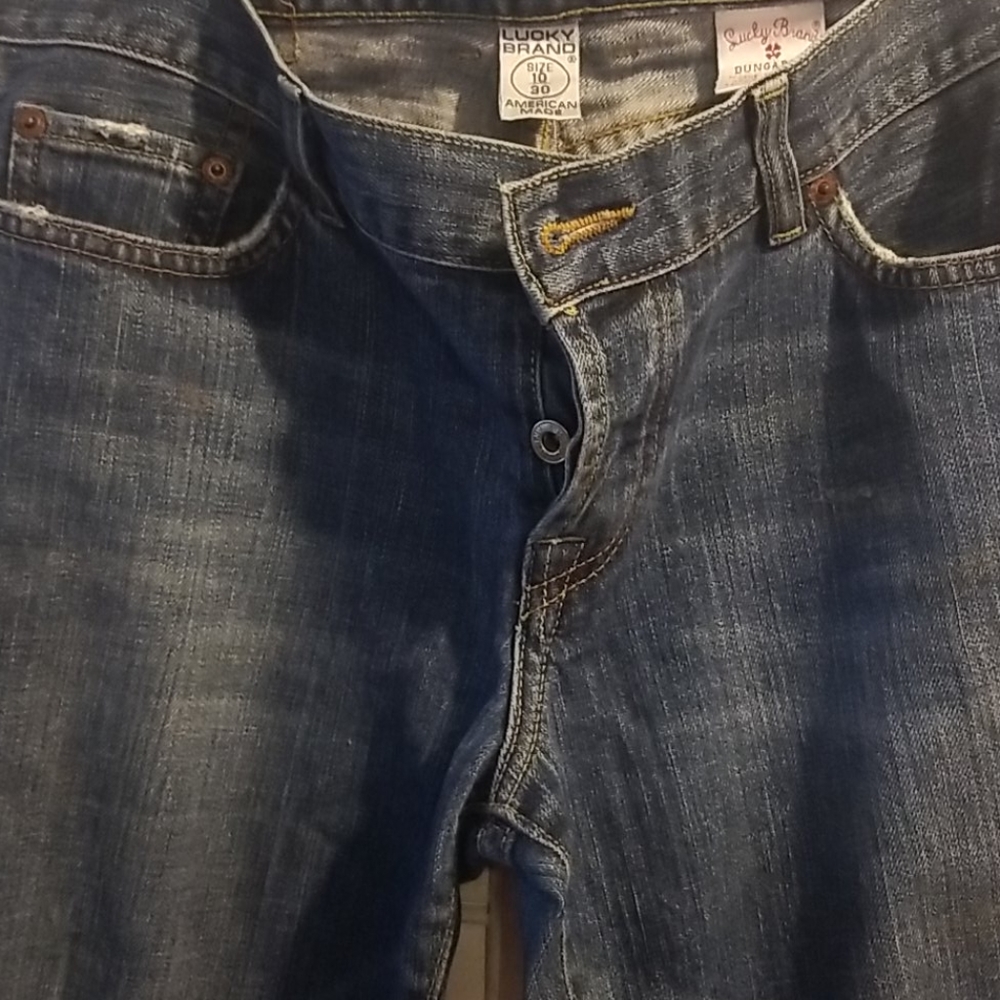 Jeans